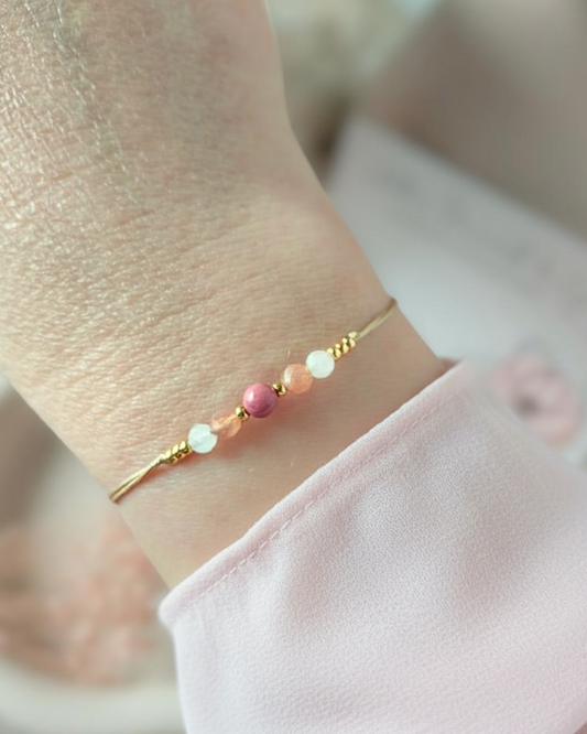 Allow Yourself to Grow Armband – Rhodoniet, Perzik Maansteen & Witte Maansteen