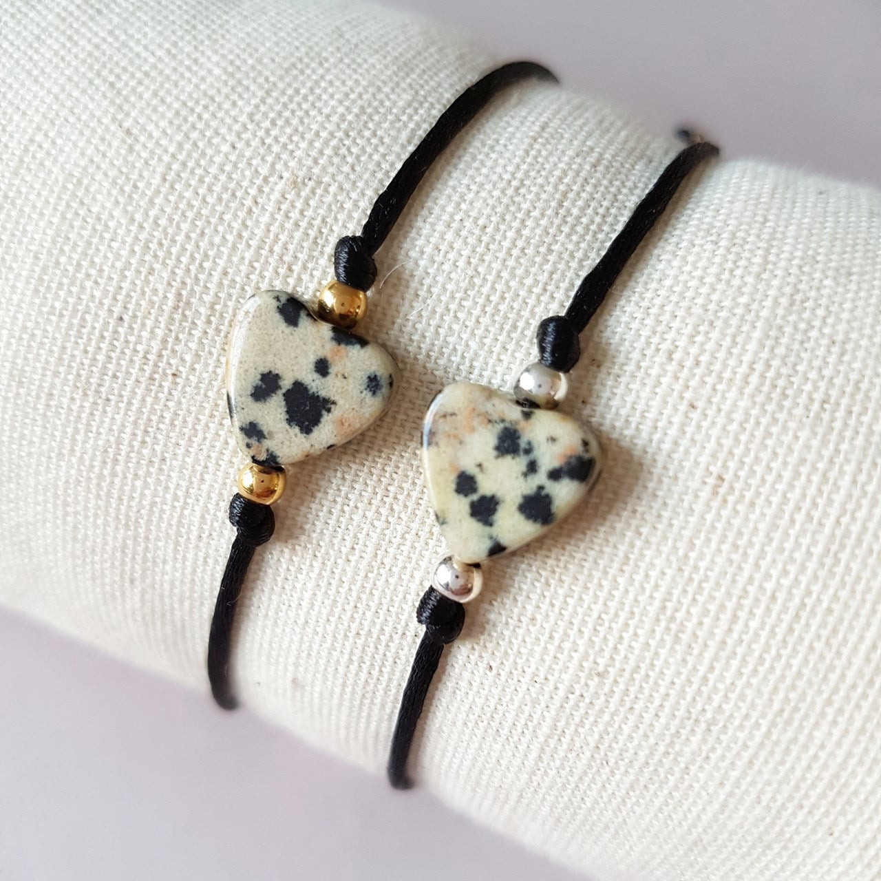 Satijnen Armband met Hartje van Dalmatiër Jaspis