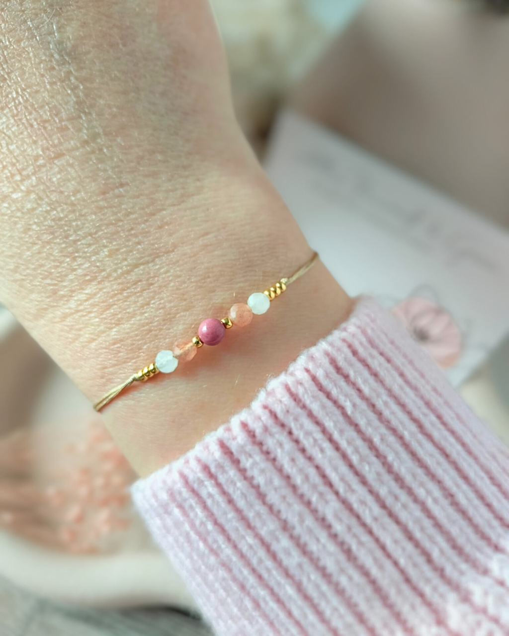 Allow Yourself to Grow Armband – Rhodoniet, Perzik Maansteen & Witte Maansteen
