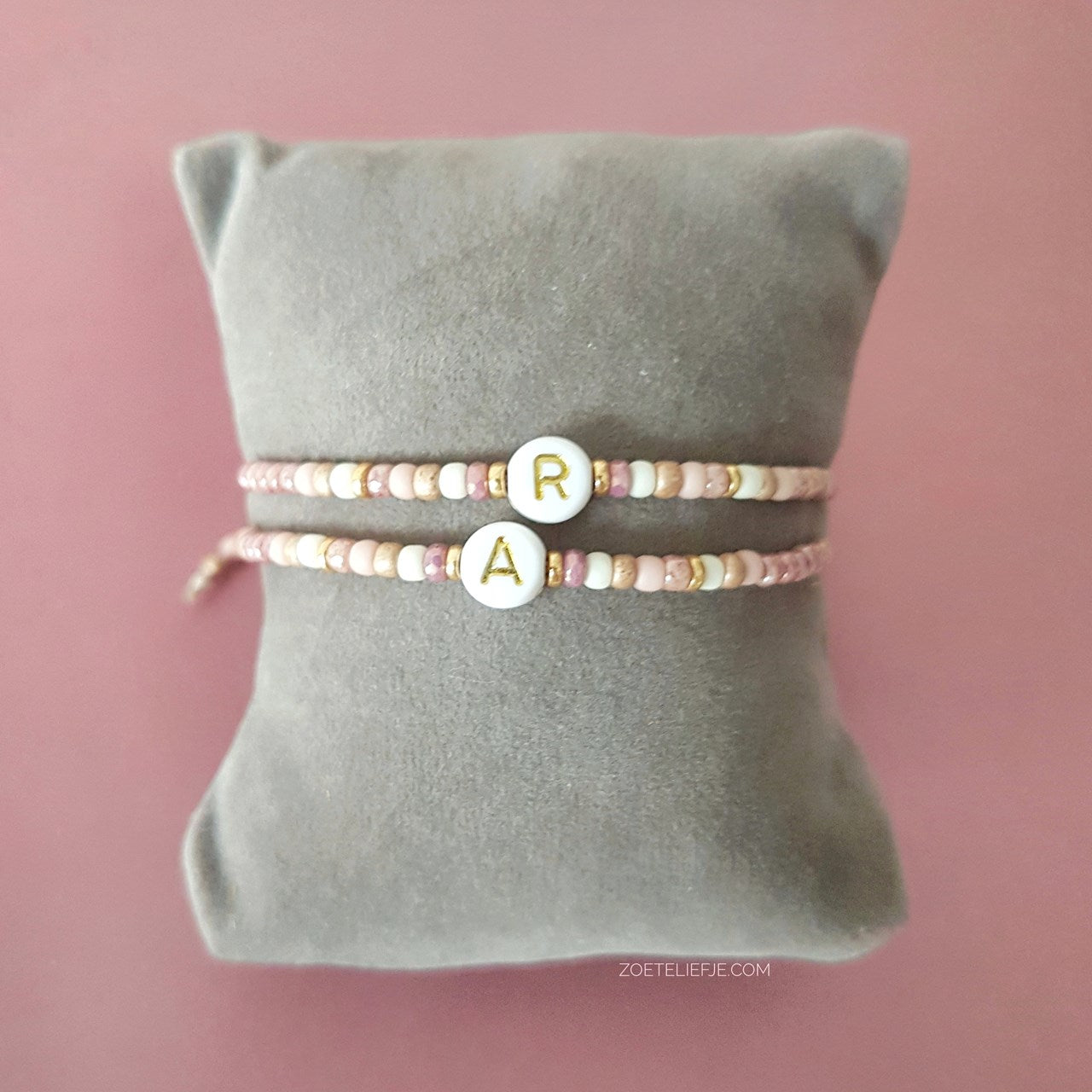 Initiaal Armbandje – Persoonlijk, Verfijnd & Betekenisvol