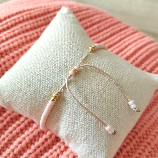 Initial Armband – Mother of Pearl | Persoonlijk & Stijlvol