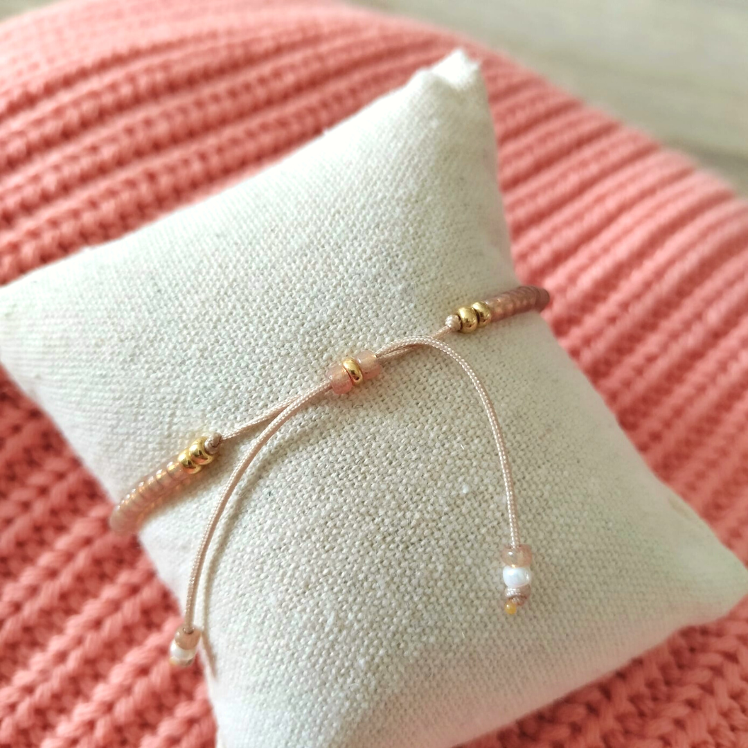 Initial Armband – Mother of Pearl | Persoonlijk & Stijlvol