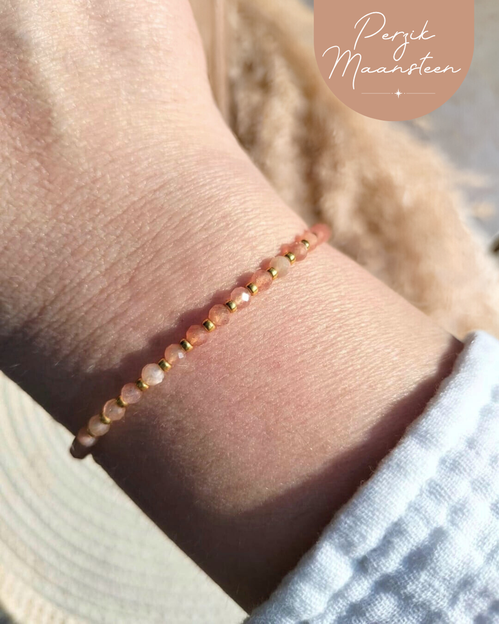 Perzik Maansteen Petite Armband – Fijn, Betekenisvol & Tijdloos