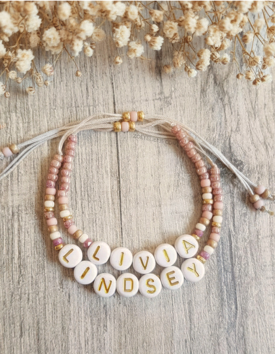 Naam Armbandje met Letterkralen – Pastel & Persoonlijk